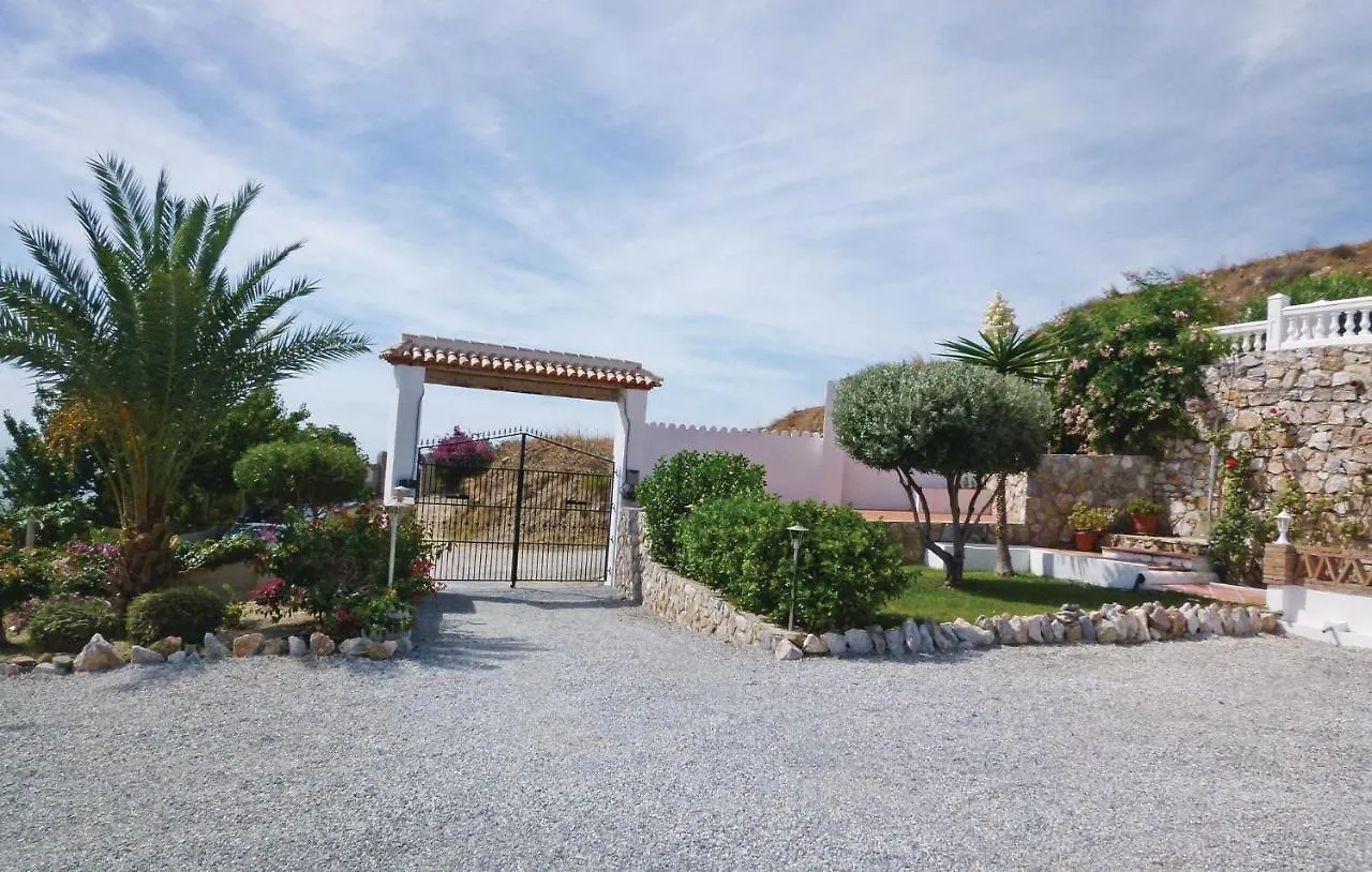 Amazing Home In Almunecar With Kitchen بيت للعطل